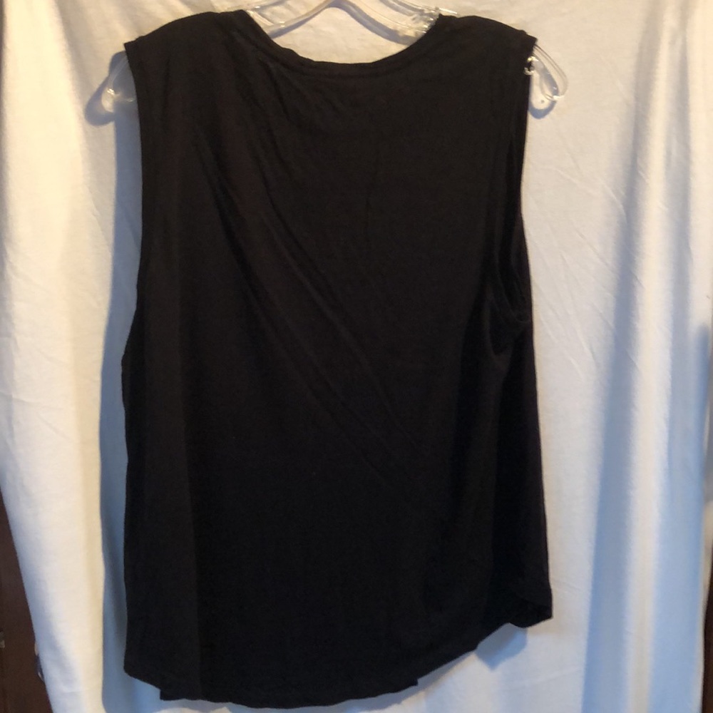 H&M Top - Picture 3 of 5